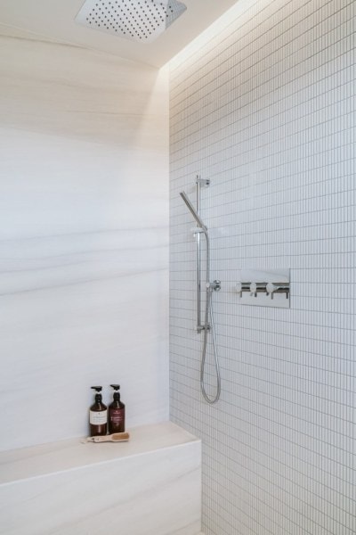 19-Oliver_modern-luxury-bath