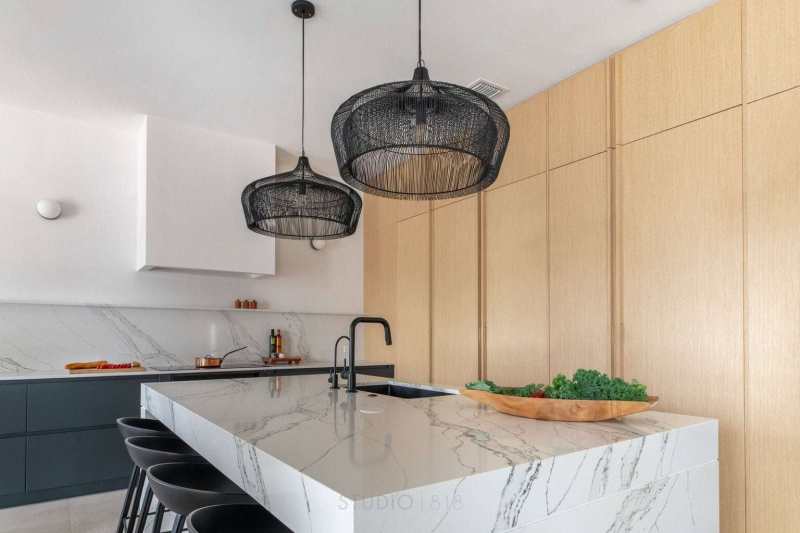 12a-modern-organic-kitchen-design-hidden-appliances