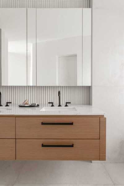 32-modern-organic-master-bathroom-STUDIO818